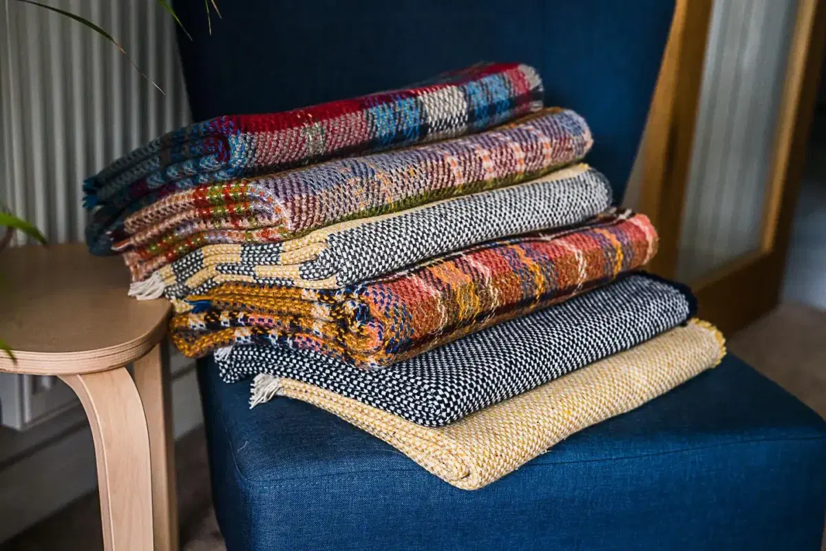 Random Rug - 100% Recycled Wool Environmentally Friendly Sofa Throw-0