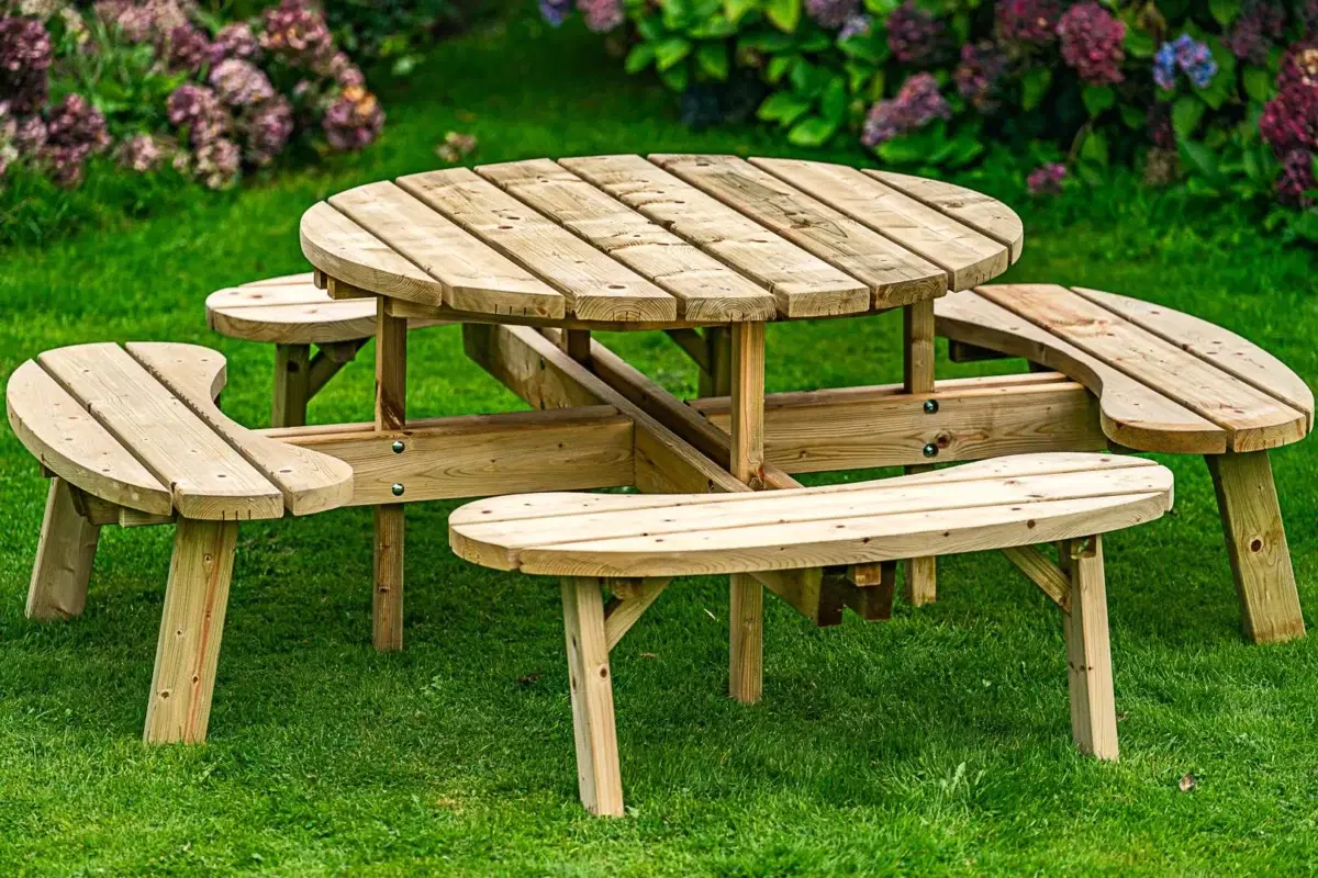 Round Garden Picnic Table-2596