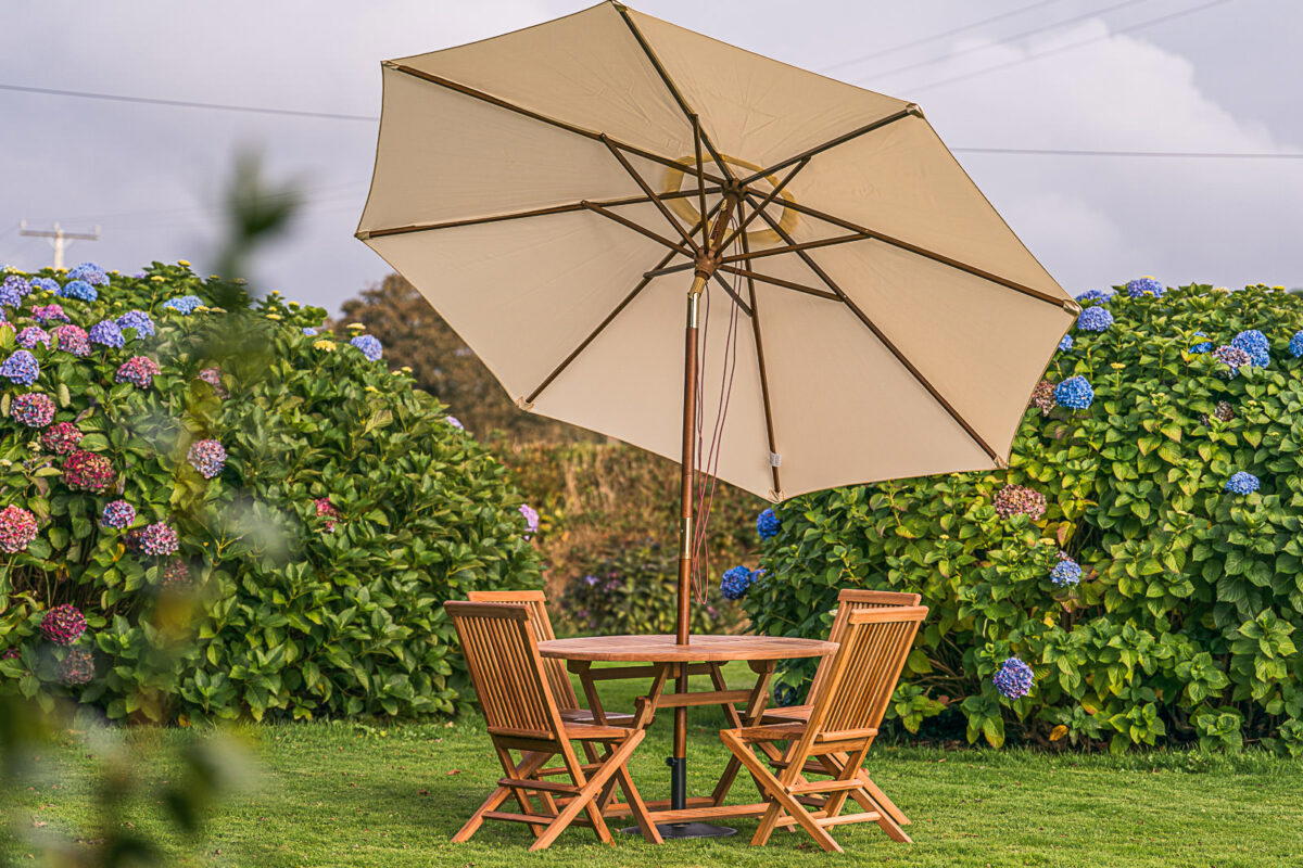 Cream 3m Round Tilting Garden Parasol-3436