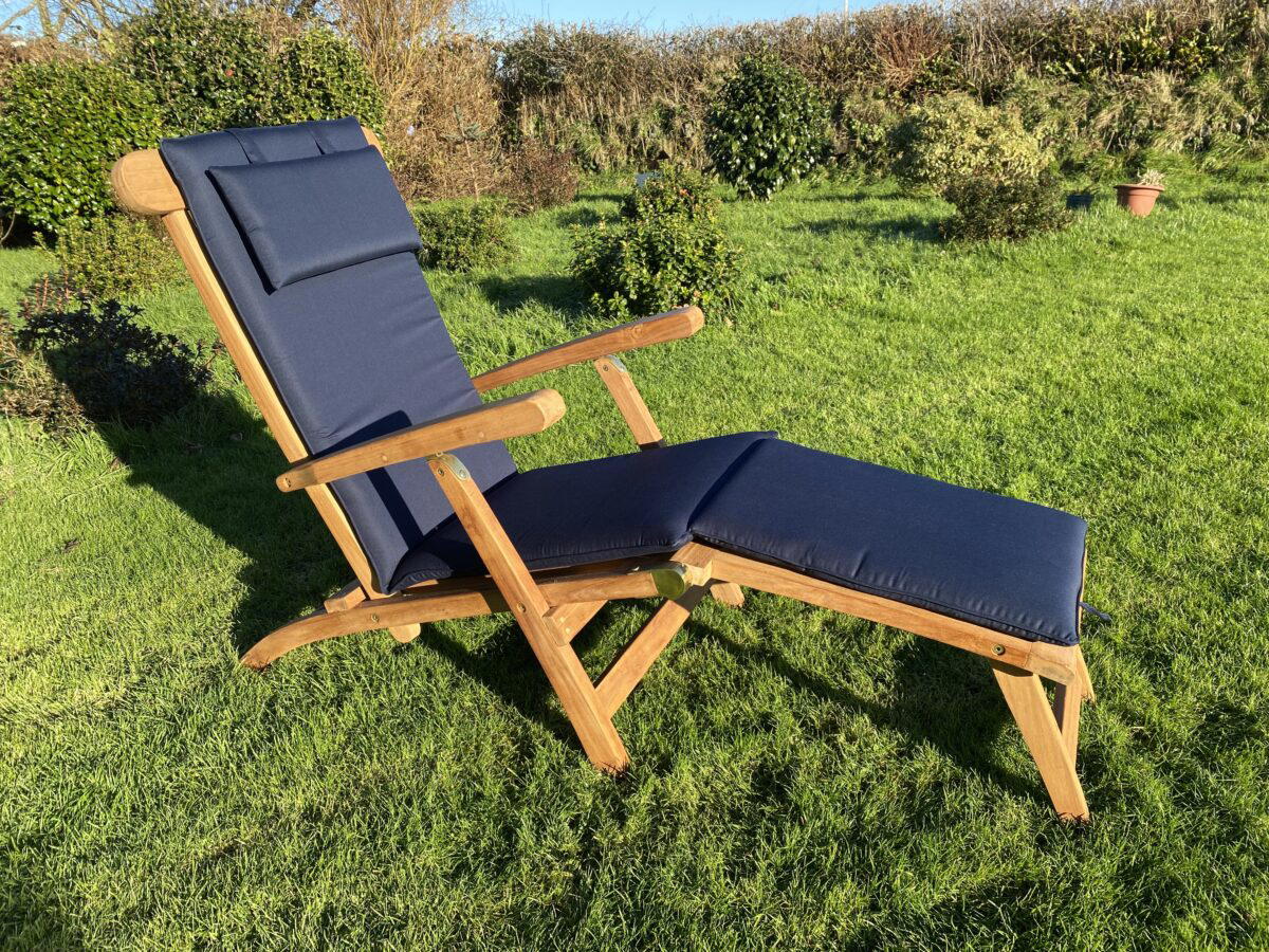 Teak Solid Wood Sun Lounger Couples Set with Large Coffee Table and Cushions - Image 5
